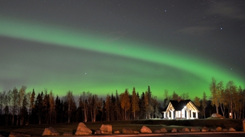 6-Day Northern Lights Overnight Getaway Package