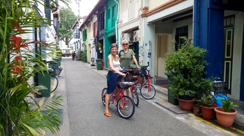 Small-Group Bike Tour with Local Snacks