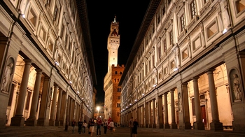 Uffizi Gallery Night Tour & Winetasting