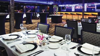 Cruise with 3-Course Lunch Aboard Chicago Odyssey