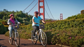 2-Day Combo Package: Golden Gate Bridge Biking Tour with Alcatraz Admission