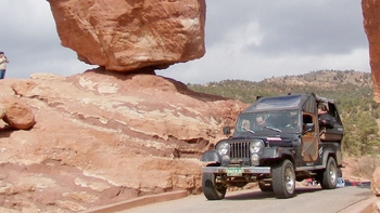 Garden of the Gods & Foothills Jeep Tour