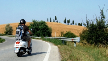 Guided Vespa Tour of Florence & Chianti with Wine & Food Tastings