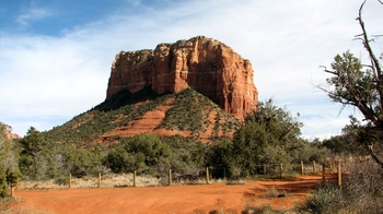 Easy Hike to Courthouse Butte