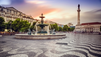 Historical & Modern Districts Full-Day Private Tour