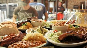 Hill Country Barbecue & Wine Shuttle